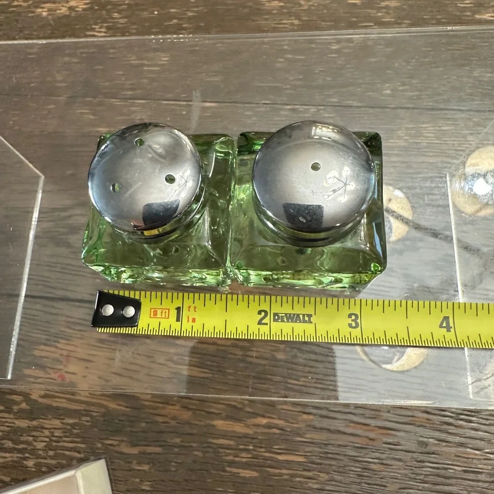 Pottery Barn Monterey collection Green Icecube Salt and Pepper Shakers NEW